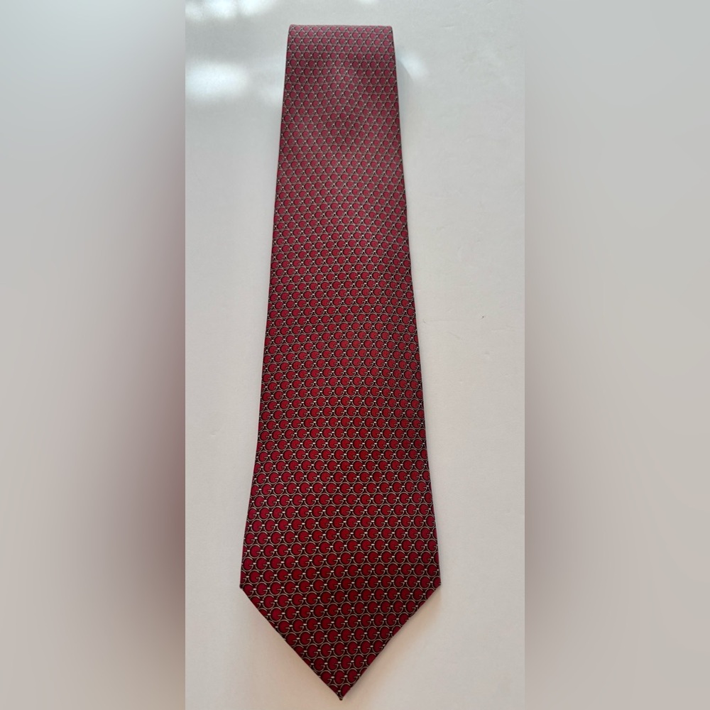 Gucci Burgundy Geometric Silk Tie
